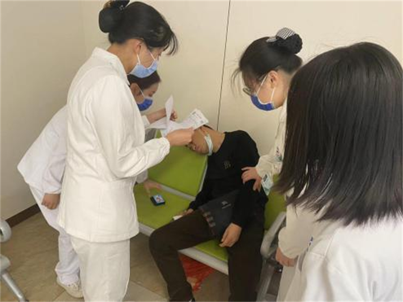 抢救新闻.png