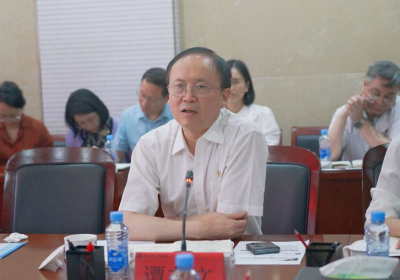南大一附院召开主题教育第一次调研成果交流会 南昌大学党委书记罗嗣海出席指导3.png 南大一附院召开主题教育第一次调研成果交流会 南昌大学党委书记罗嗣海出席指导3.png