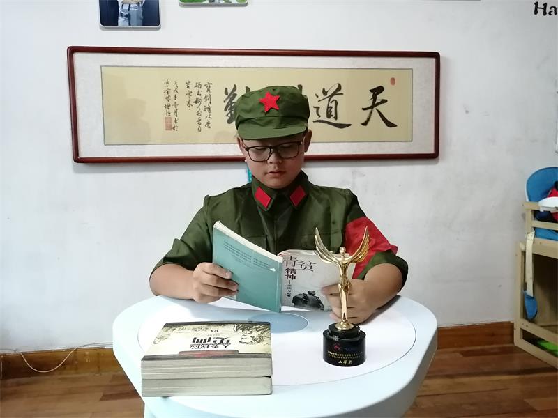 张庚华 图片10.jpg
